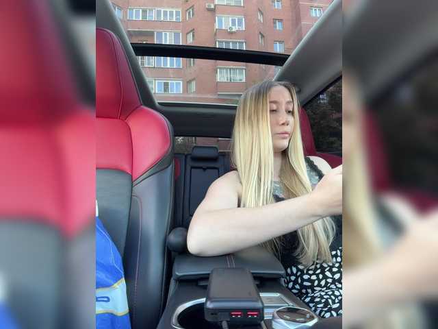 lana-lana03 live cam on BongaCams