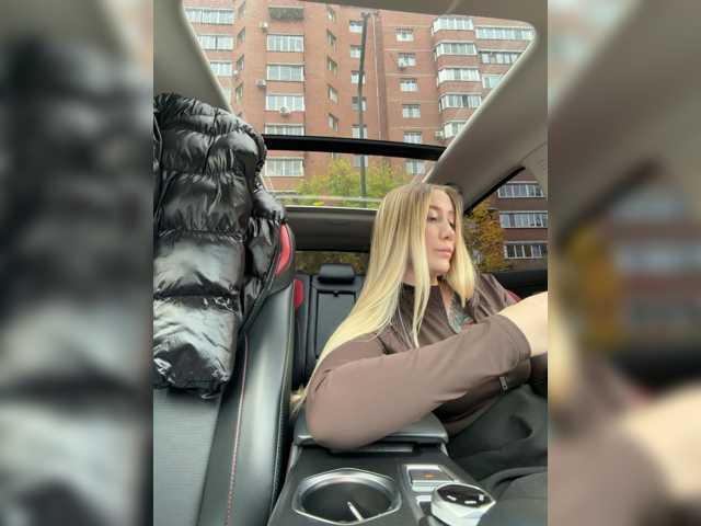 lana-lana03 live cam on BongaCams