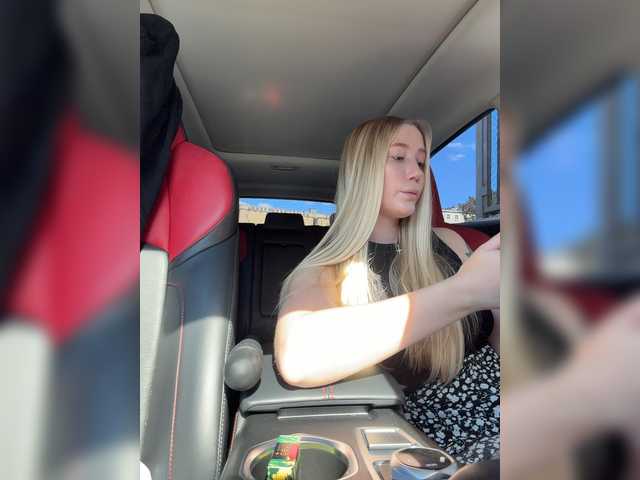 lana-lana03 live cam on BongaCams