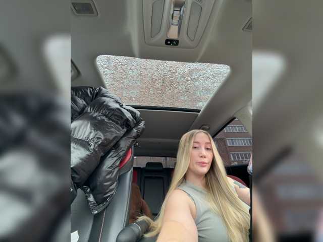lana-lana03 live cam on BongaCams