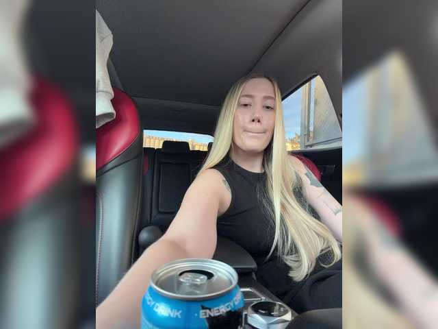 lana-lana03 live cam on BongaCams