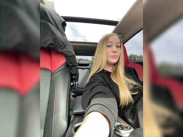 Svetlana____ webcam