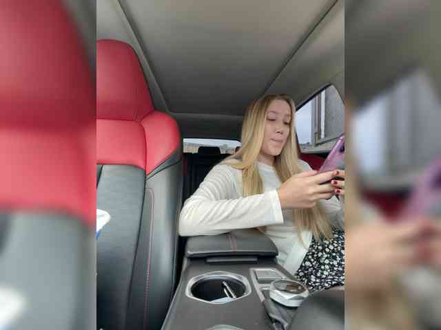 Svetlana____ webcam