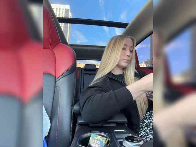 Svetlana____ webcam