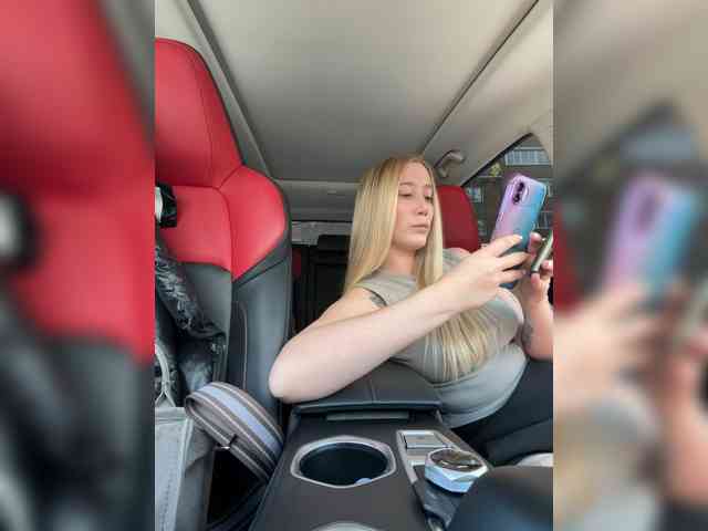 Svetlana____ webcam