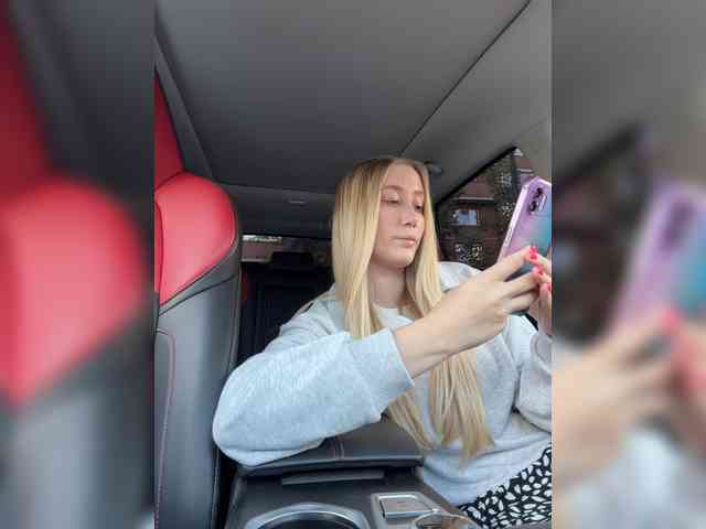 Svetlana____ webcam