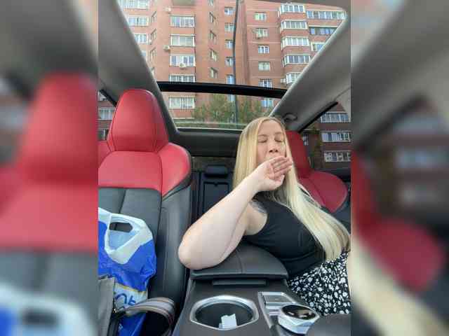 Svetlana____ webcam