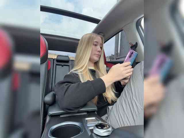 Svetlana____ webcam