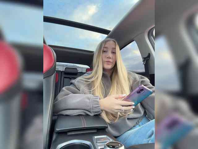 Svetlana____ webcam