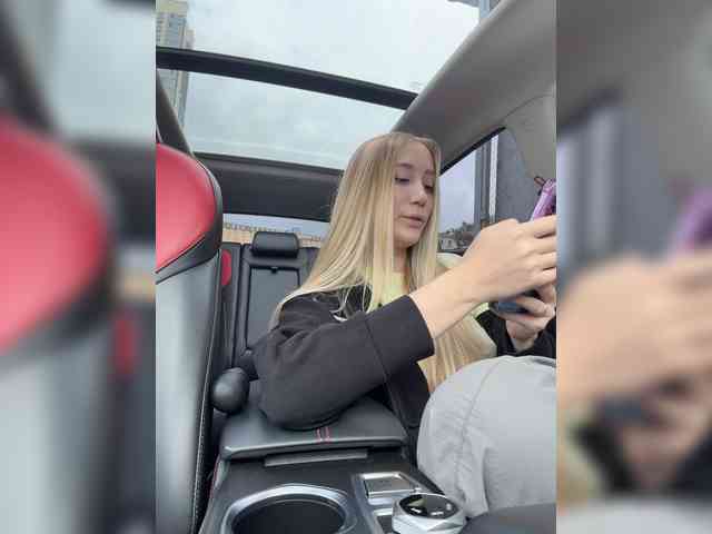 Svetlana____ webcam