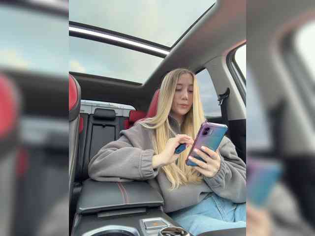 Svetlana____ webcam