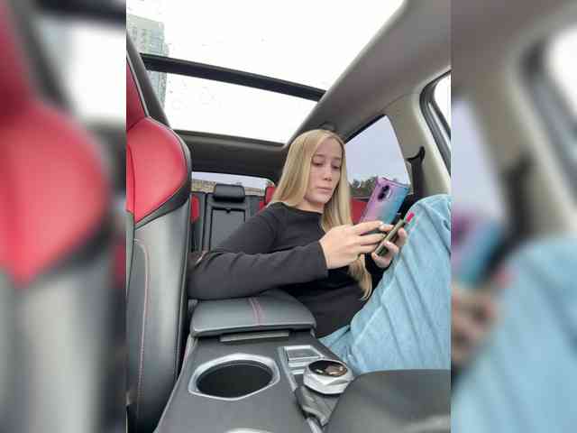 Svetlana____ webcam