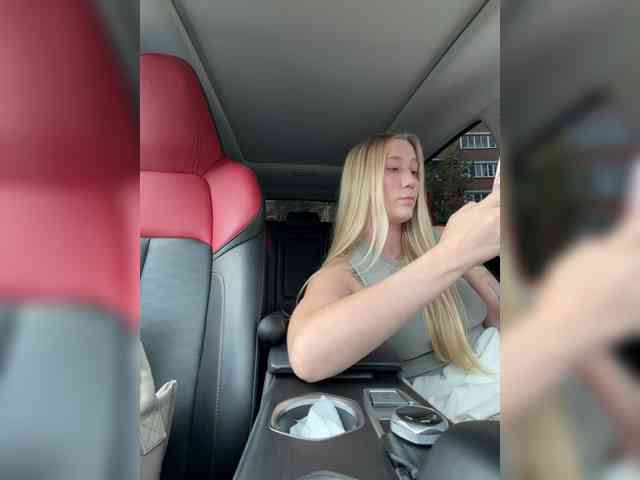 lana-lana03 Live Webcam on BongaCams