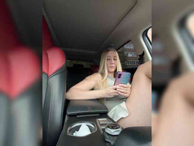lana-lana03 Live Webcam on BongaCams