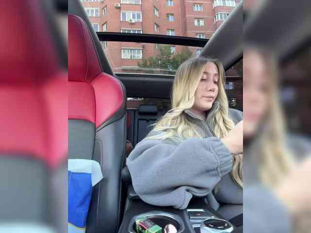Svetlana____ webcam