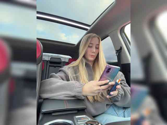 Svetlana____ webcam