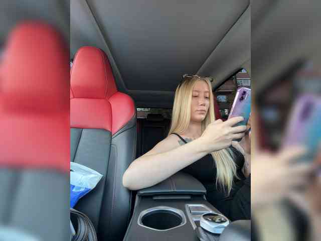 Svetlana____ webcam