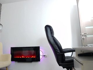 Allana-Doll Porn Show