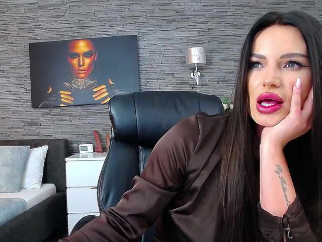 Sex chat gratuit in direct cu Allana-Doll pe BongaCams