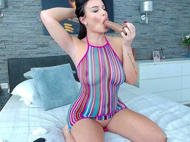 Allana-Doll live cam on BongaCams