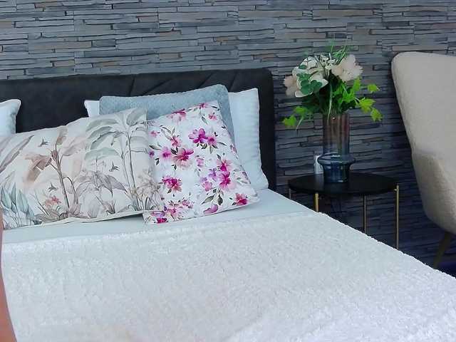 Allana-Doll's BongaCams show and profile