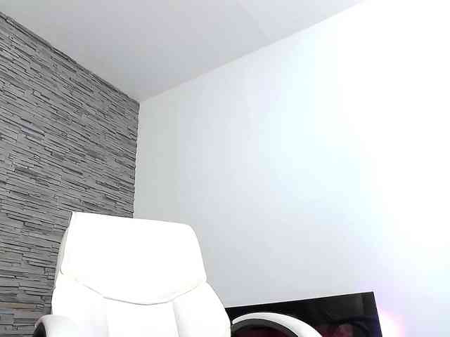 Allana-Doll webcam