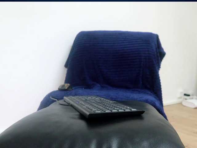 VoyeursRoom live cam on BongaCams