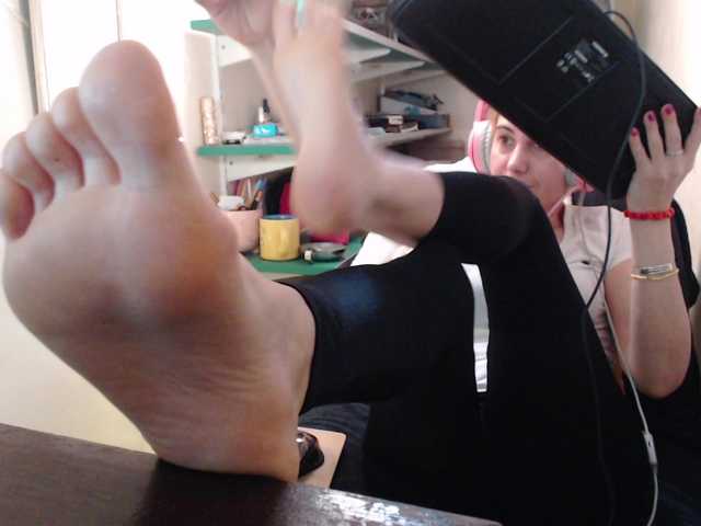 VoyeursRoom's BongaCams show and profile