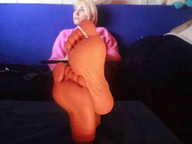 LadyMoonCash webcam