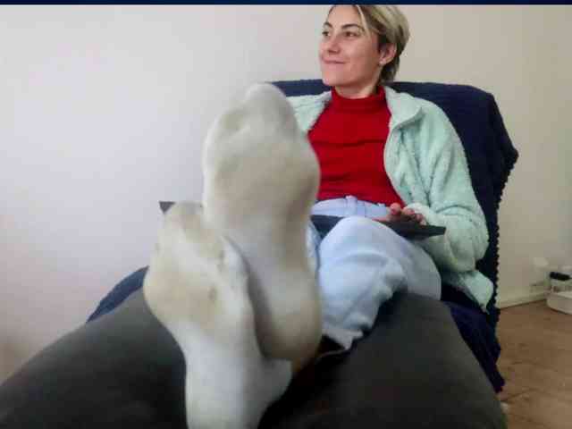 LadyMoonCash webcam