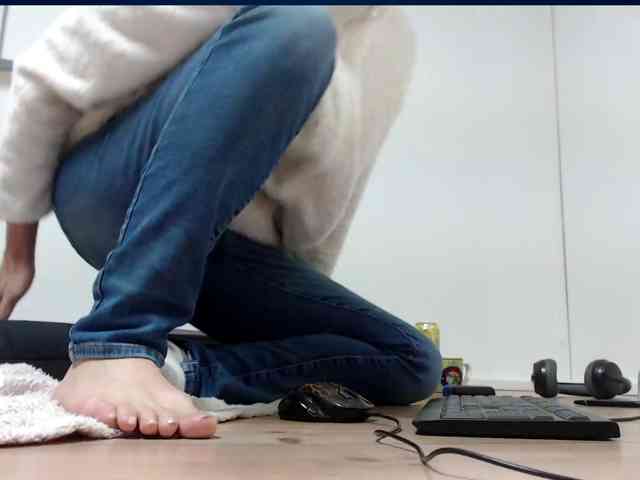 LadyMoonCash webcam