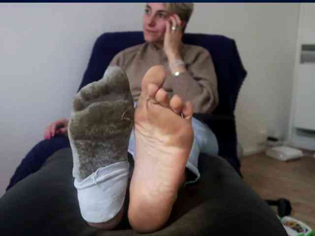 LadyMoonCash webcam