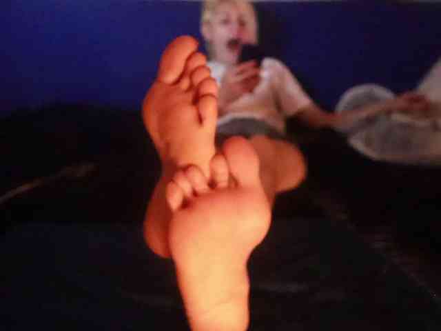 LadyMoonCash webcam