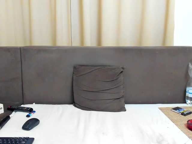 Sophiestique — live female cam