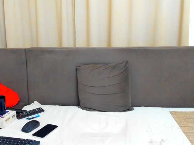 Sophiestique live cam on BongaCams