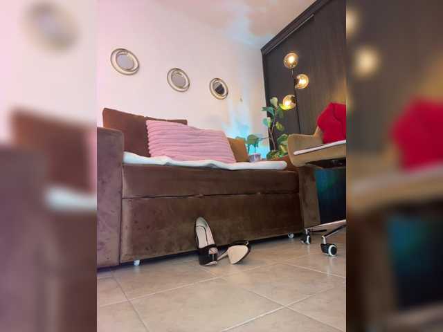 Charlize_Grey