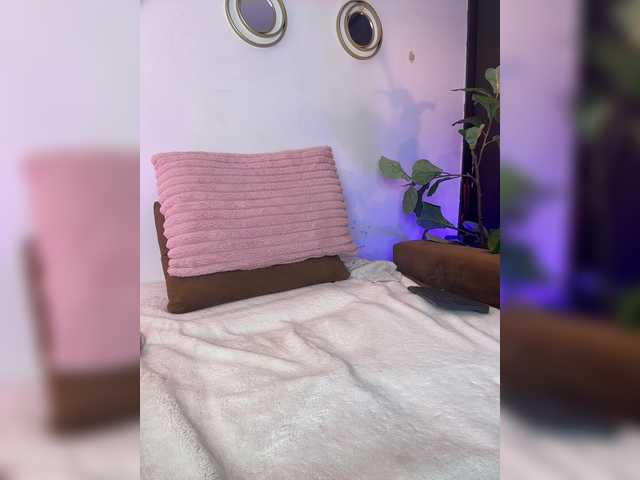 Charlize_Grey