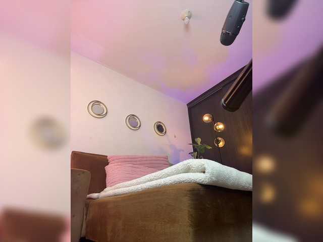 Live трансляция Charlize_Grey - slutnetki.online
