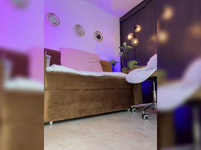 Charlize_Grey