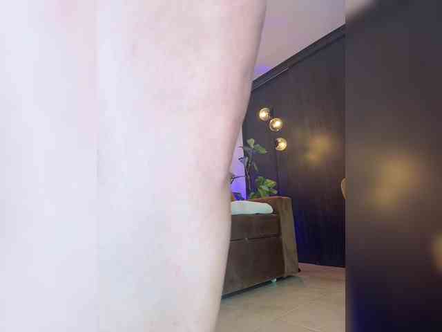 Charlize_Grey