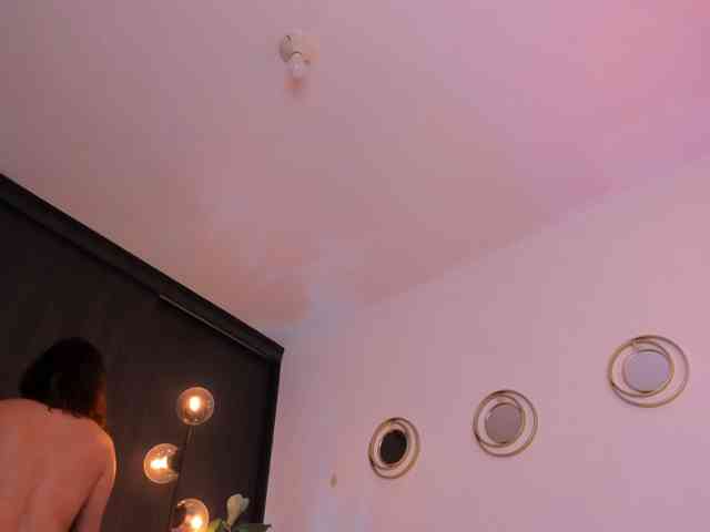 Charlize_Grey