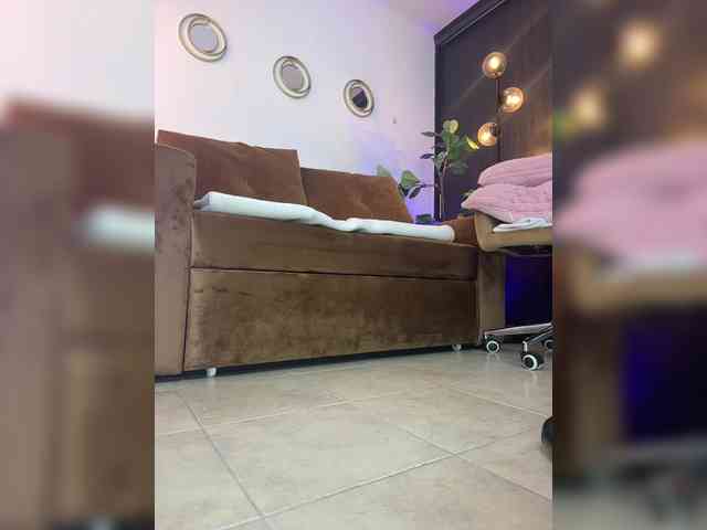 Charlize_Grey webcam