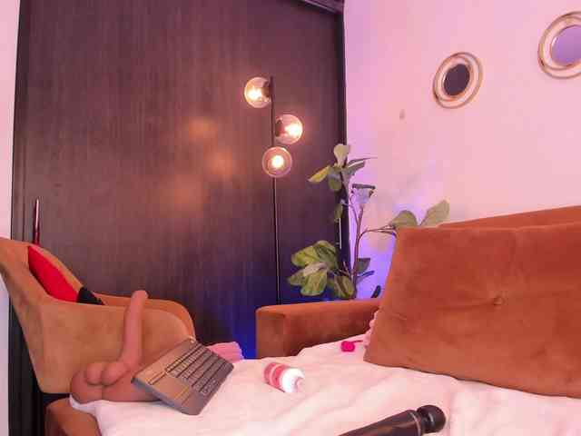 Charlize_Grey webcam