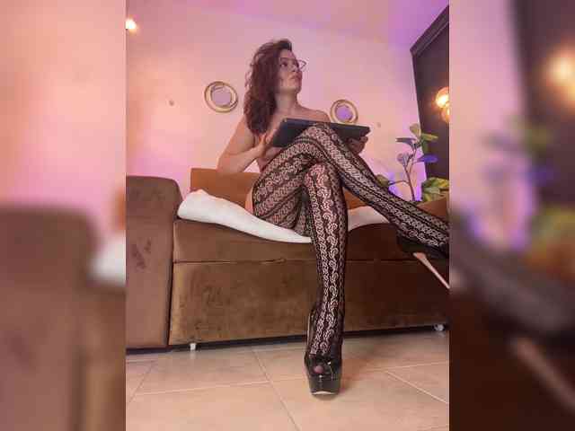 Charlize_Grey webcam