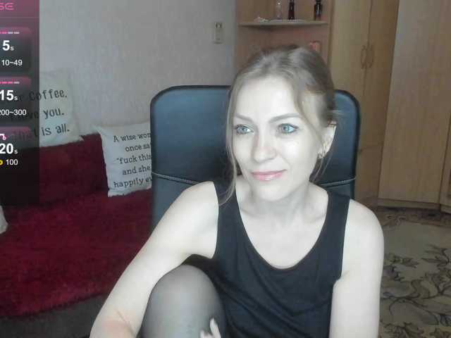 CherishSia live cam on BongaCams