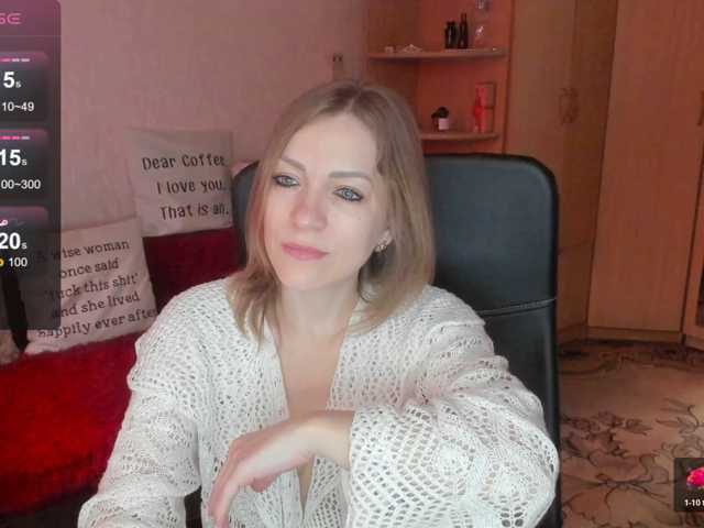 CherishSia, en directo ahora en BongaCams