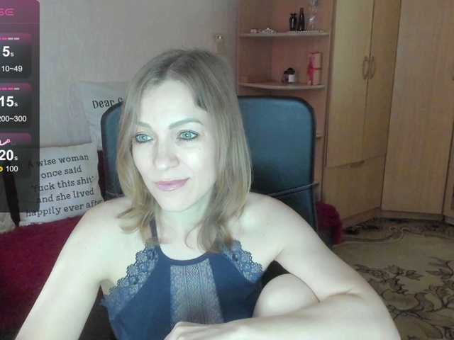 CherishSia live cam on BongaCams
