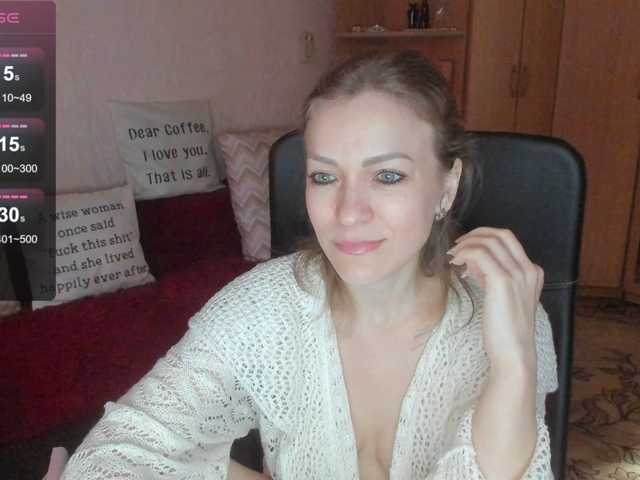CherishSia live cam on BongaCams