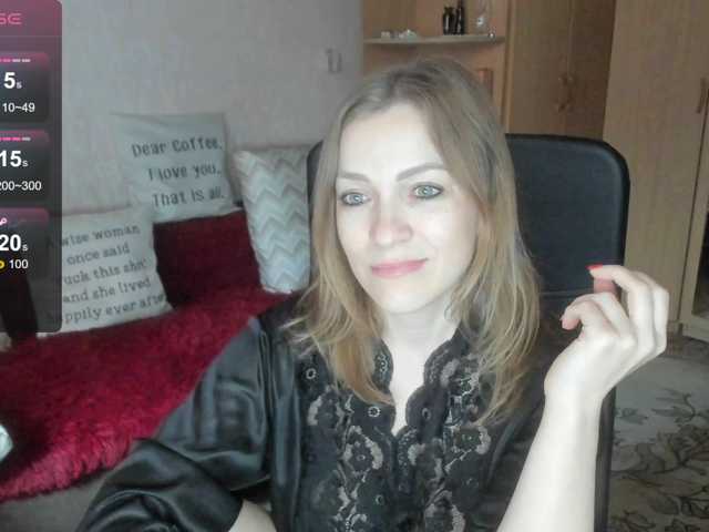 CherishSia live cam on BongaCams