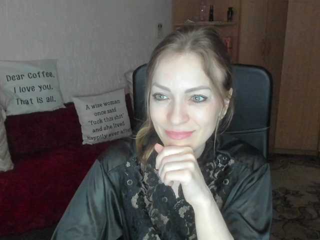 CherishSia's BongaCams show and profile